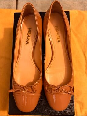 Prada Patent Leather-Calzature Donna in Nude size 8.5